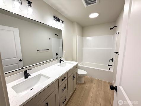 150 Juanita Way Malaga WA 98828