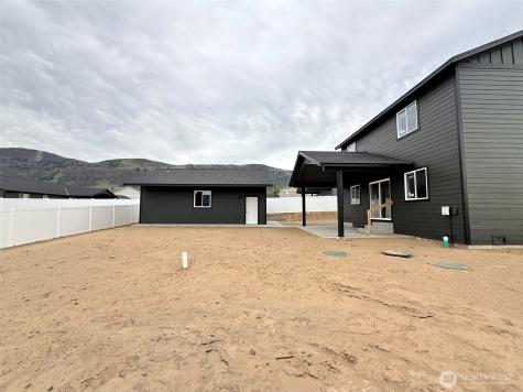 150 Juanita Way Malaga WA 98828