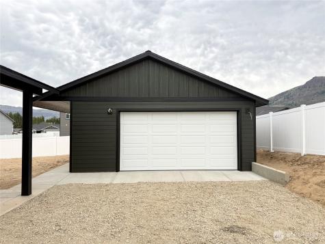 150 Juanita Way Malaga WA 98828