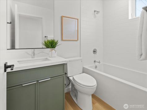2374 Franklin Avenue E Seattle WA 98102