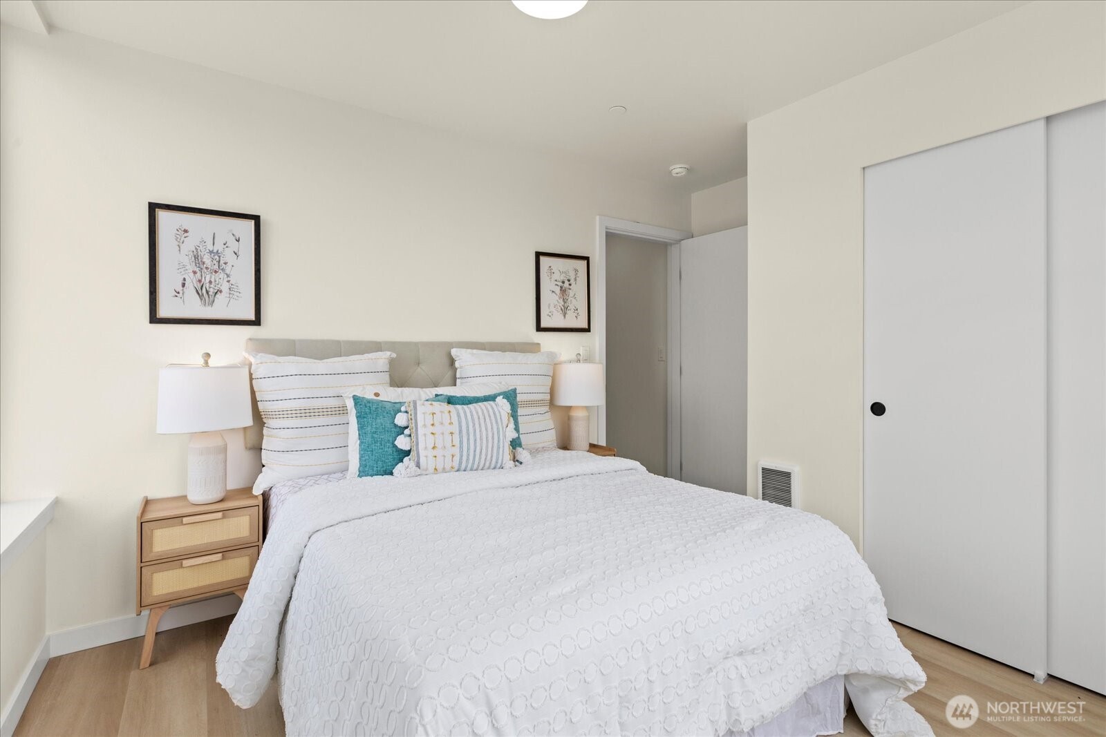 2374 Franklin Avenue E Seattle WA 98102