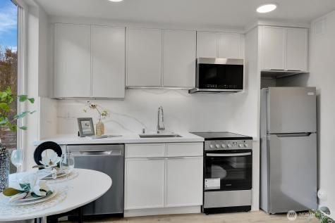 2374 Franklin Avenue E Seattle WA 98102