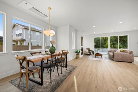 225 N 54th Place Mount Vernon WA 98273