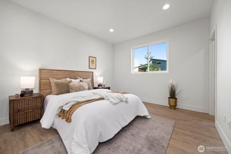 225 N 54th Place Mount Vernon WA 98273