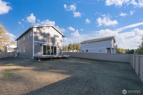 225 N 54th Place Mount Vernon WA 98273
