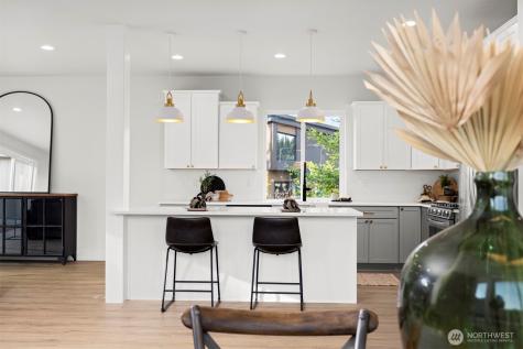 225 N 54th Place Mount Vernon WA 98273