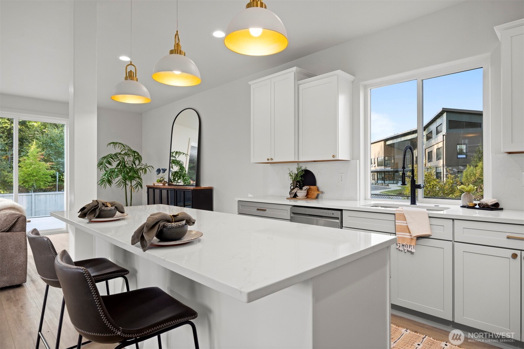 225 N 54th Place Mount Vernon WA 98273