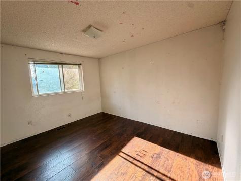 16112 68th Avenue Ct E Puyallup WA 98375