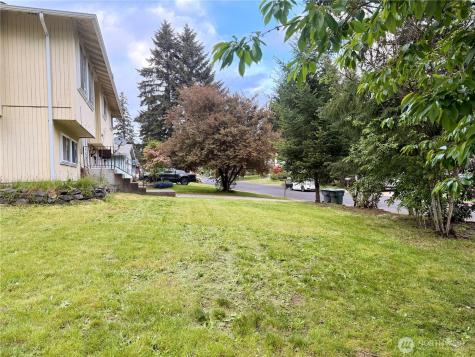 16112 68th Avenue Ct E Puyallup WA 98375