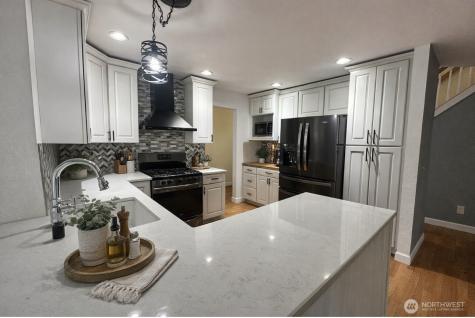 2971 Sprague Street Port Orchard WA 98366