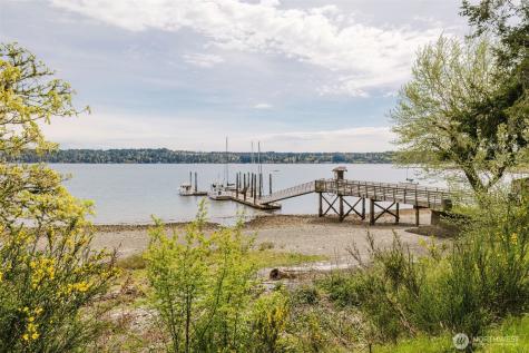 60 NE Kappert Cove Road Belfair WA 98528