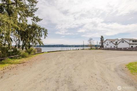 60 NE Kappert Cove Road Belfair WA 98528