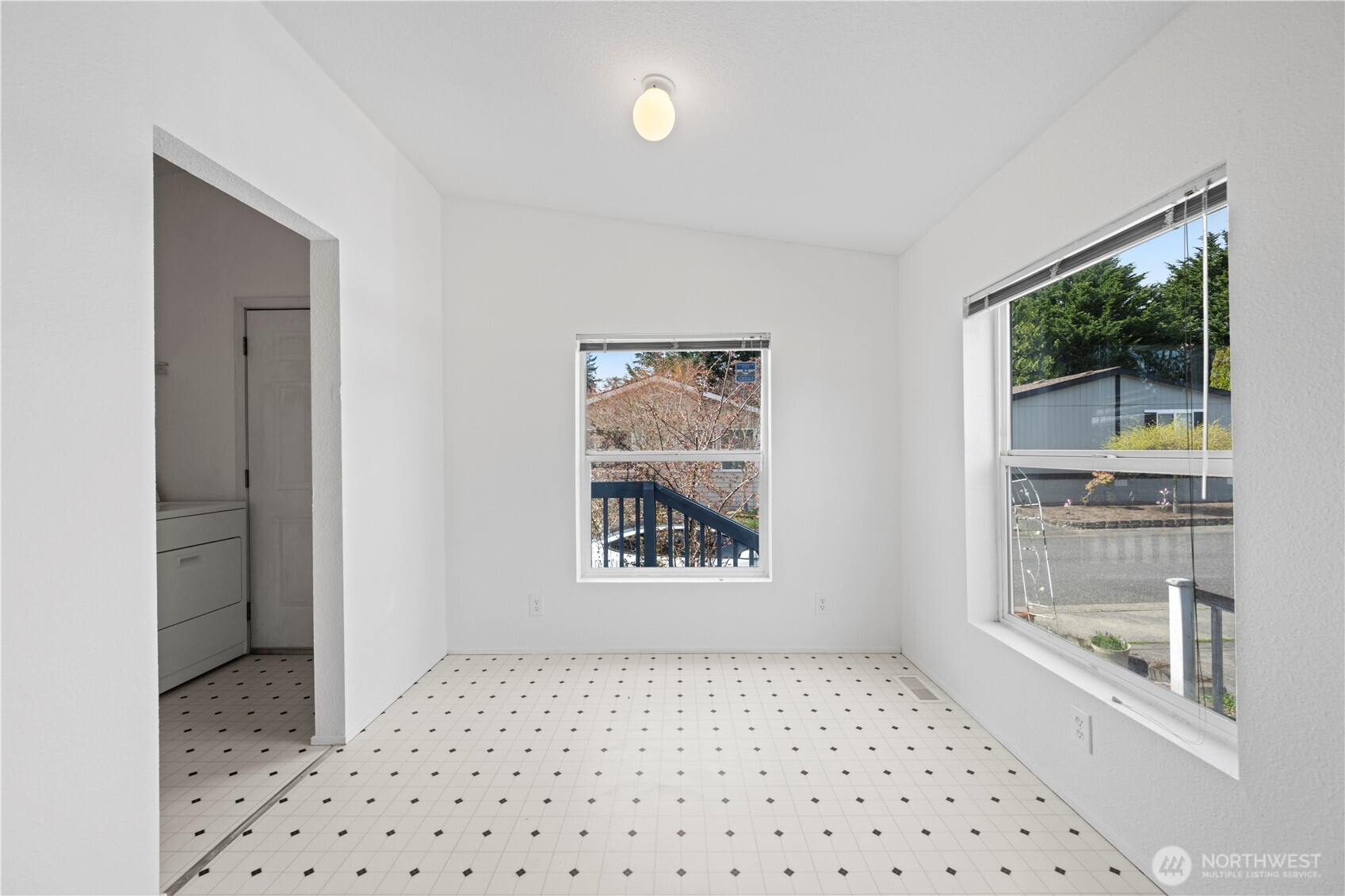 11100 4th Avenue W Everett WA 98204