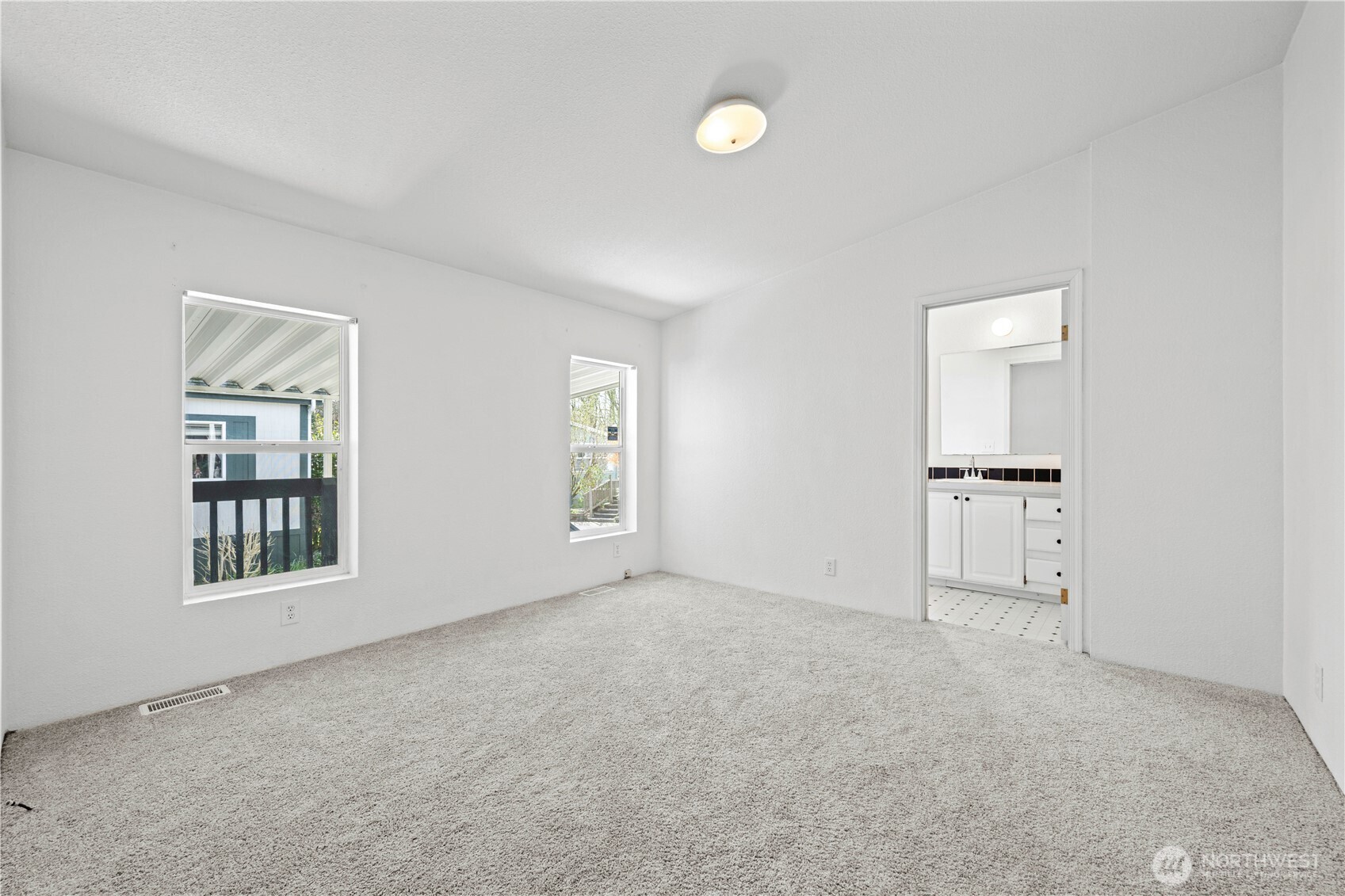 11100 4th Avenue W Everett WA 98204