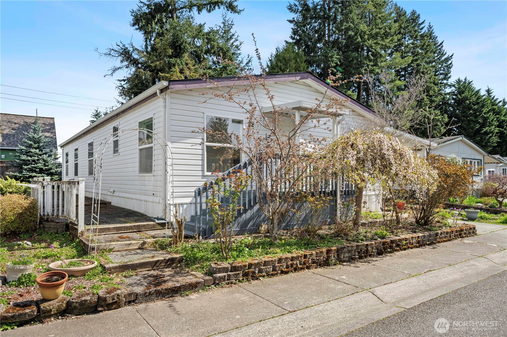 11100 4th Avenue W Everett WA 98204