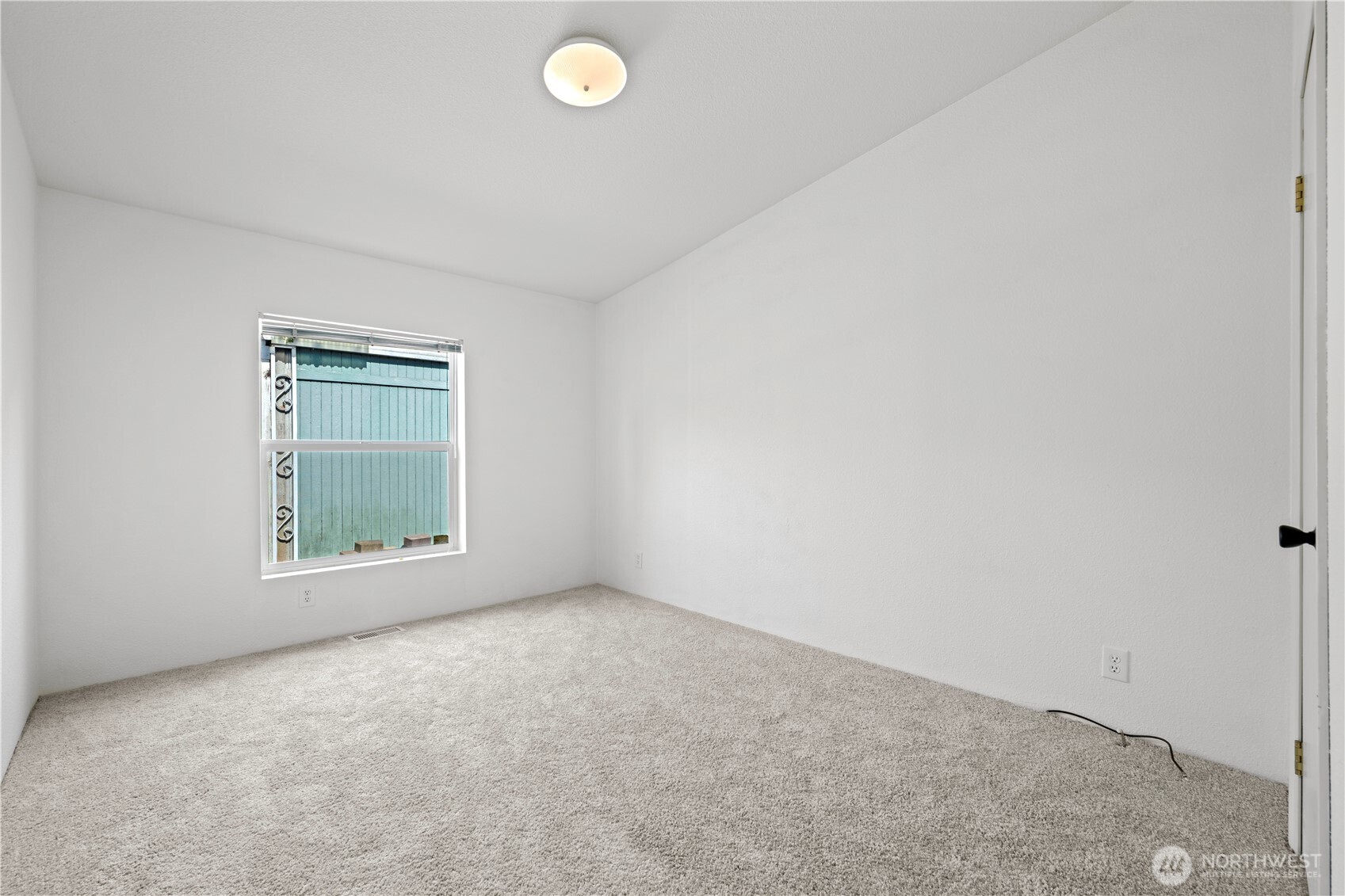 11100 4th Avenue W Everett WA 98204