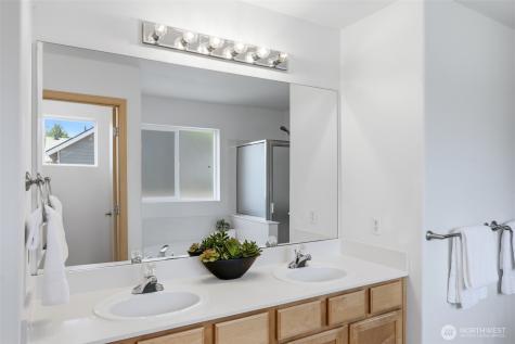 9931 223rd Avenue NE Redmond WA 98053