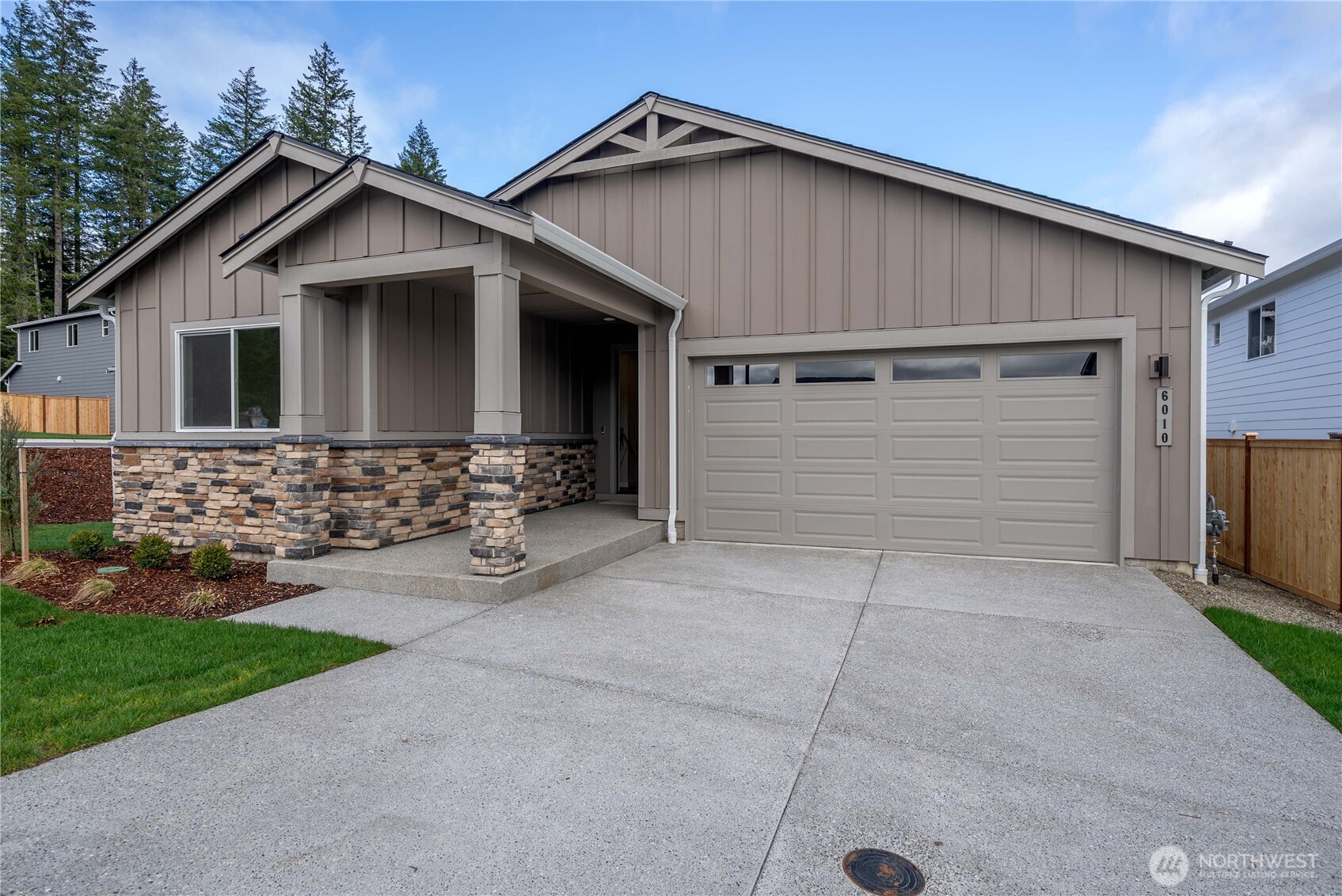 6010 SW Thornhill Avenue Port Orchard WA 98367