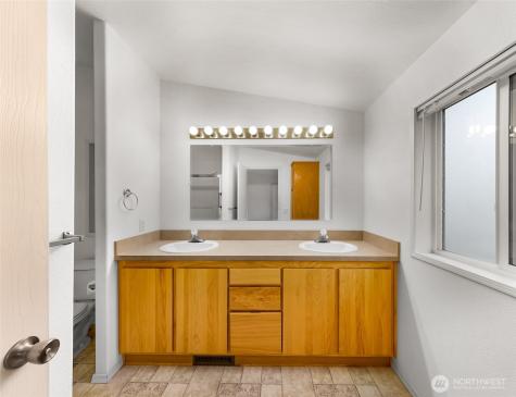 1200 Lincoln Street Bellingham WA 98229