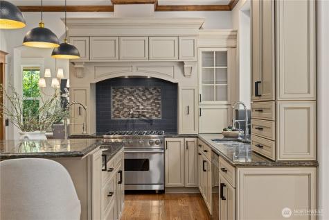 25818 NE 80th Street Redmond WA 98053