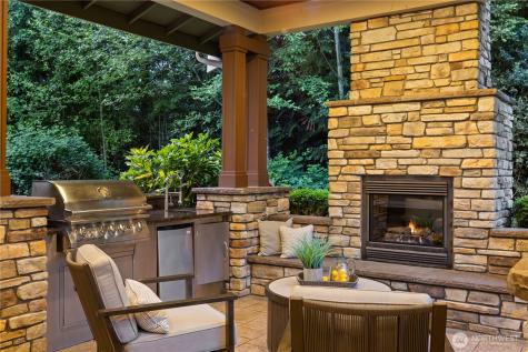 25818 NE 80th Street Redmond WA 98053