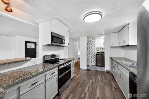 4116 20th Place SE Puyallup WA 98374