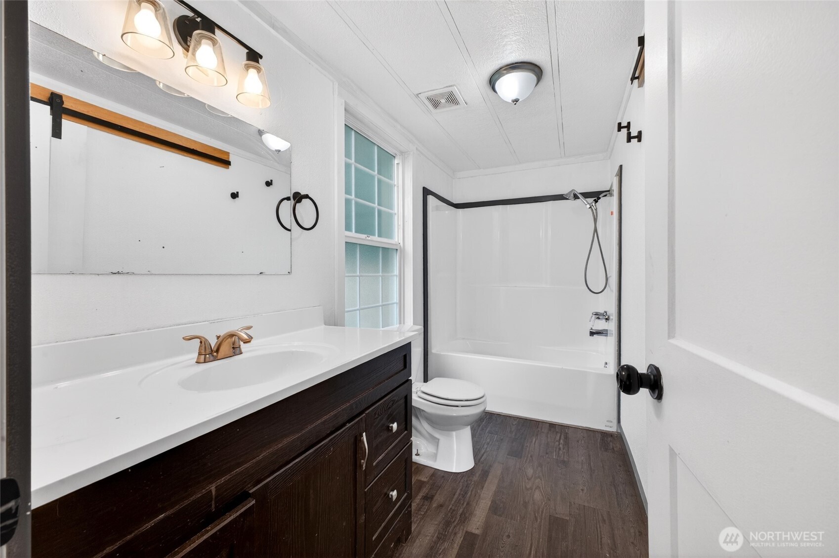 4116 20th Place SE Puyallup WA 98374