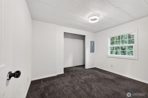 4116 20th Place SE Puyallup WA 98374