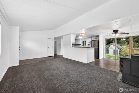 4116 20th Place SE Puyallup WA 98374