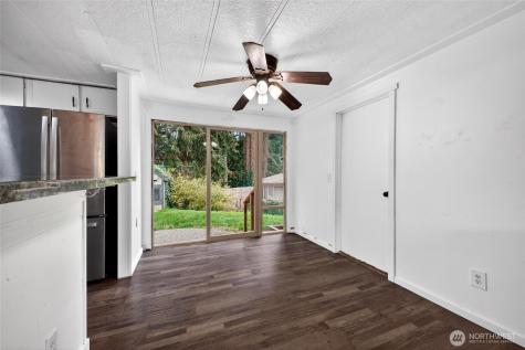 4116 20th Place SE Puyallup WA 98374