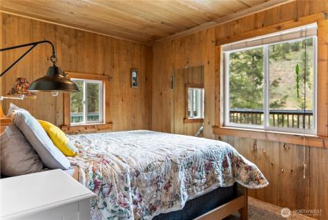 30 Howerton Road Twisp WA 98856