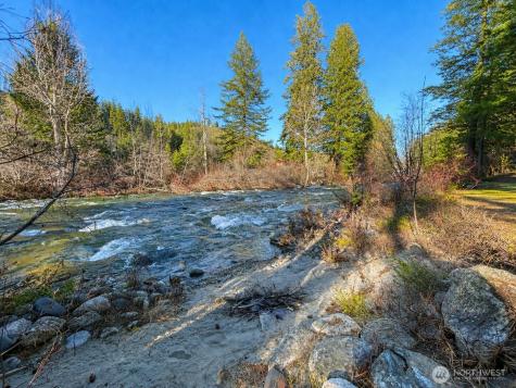 30 Howerton Road Twisp WA 98856