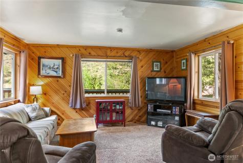 30 Howerton Road Twisp WA 98856