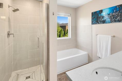 327 140th Street SW Everett WA 98208