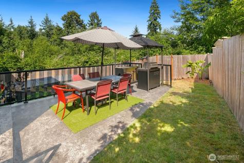 327 140th Street SW Everett WA 98208