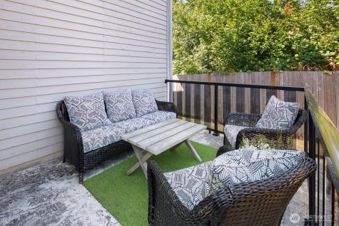 327 140th Street SW Everett WA 98208