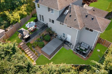 327 140th Street SW Everett WA 98208