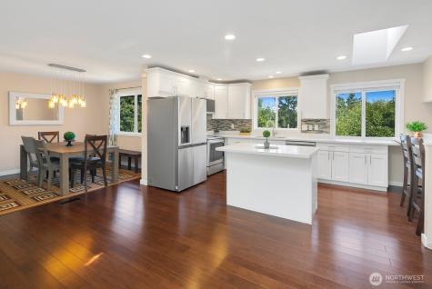 327 140th Street SW Everett WA 98208