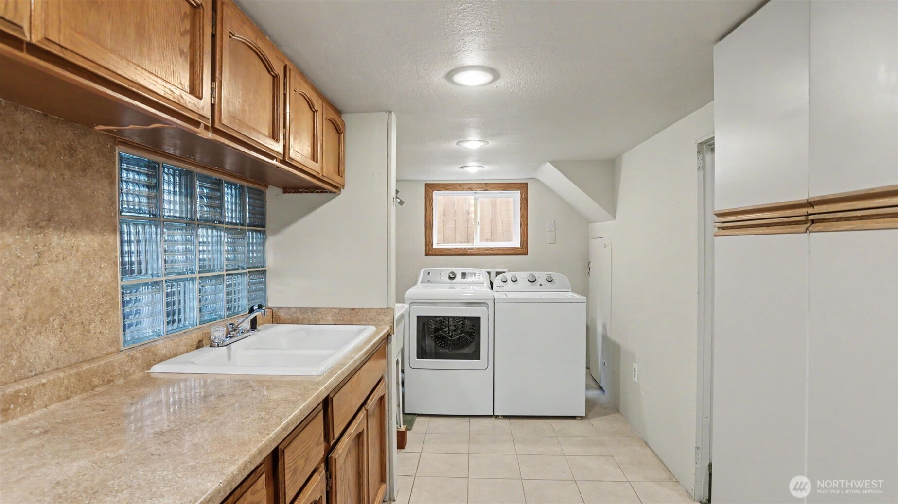 5958 35th Avenue SW Seattle WA 98126