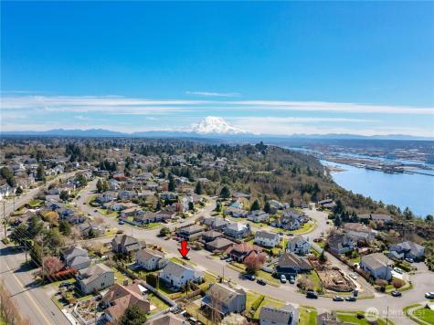 4313 Harbor Ridge Road NE Tacoma WA 98422