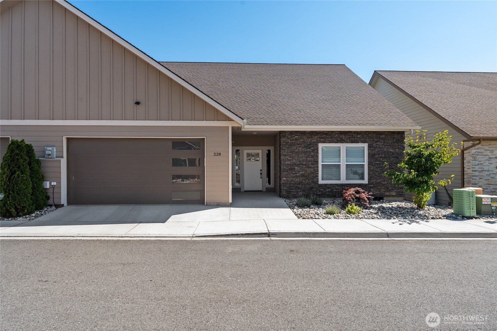 228 Solomon Loop NW East Wenatchee WA 98802