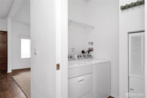 15231 Pine Drive Renton WA 98058