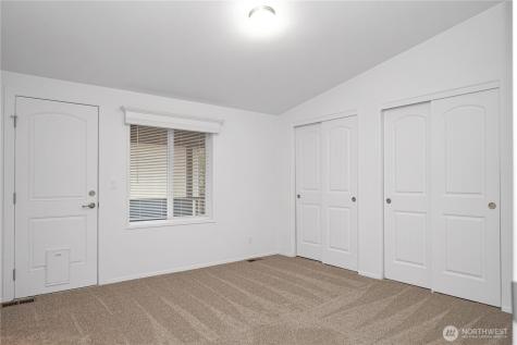 15231 Pine Drive Renton WA 98058