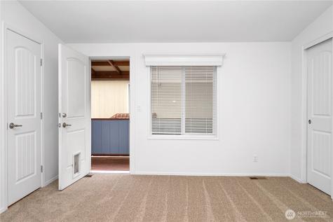 15231 Pine Drive Renton WA 98058