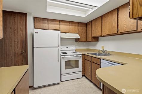 6822 NE 153rd Place Kenmore WA 98028