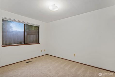 6822 NE 153rd Place Kenmore WA 98028