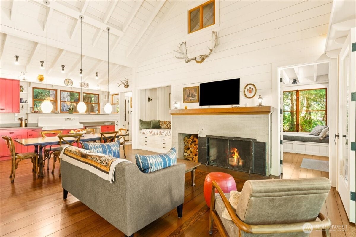 1103 E Ludlow Ridge Road Port Ludlow WA 98365