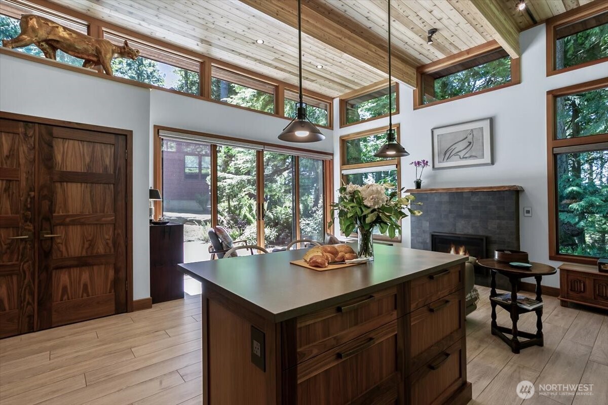 1103 E Ludlow Ridge Road Port Ludlow WA 98365