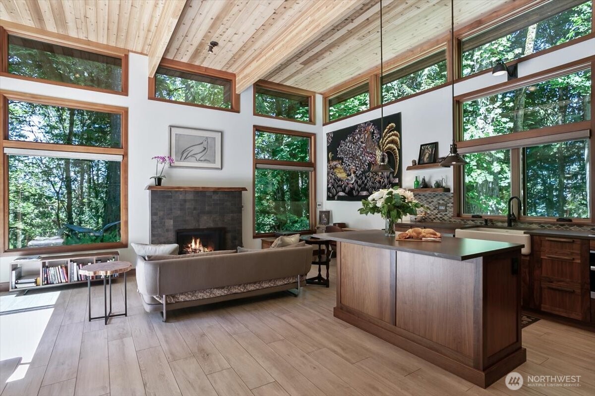 1103 E Ludlow Ridge Road Port Ludlow WA 98365