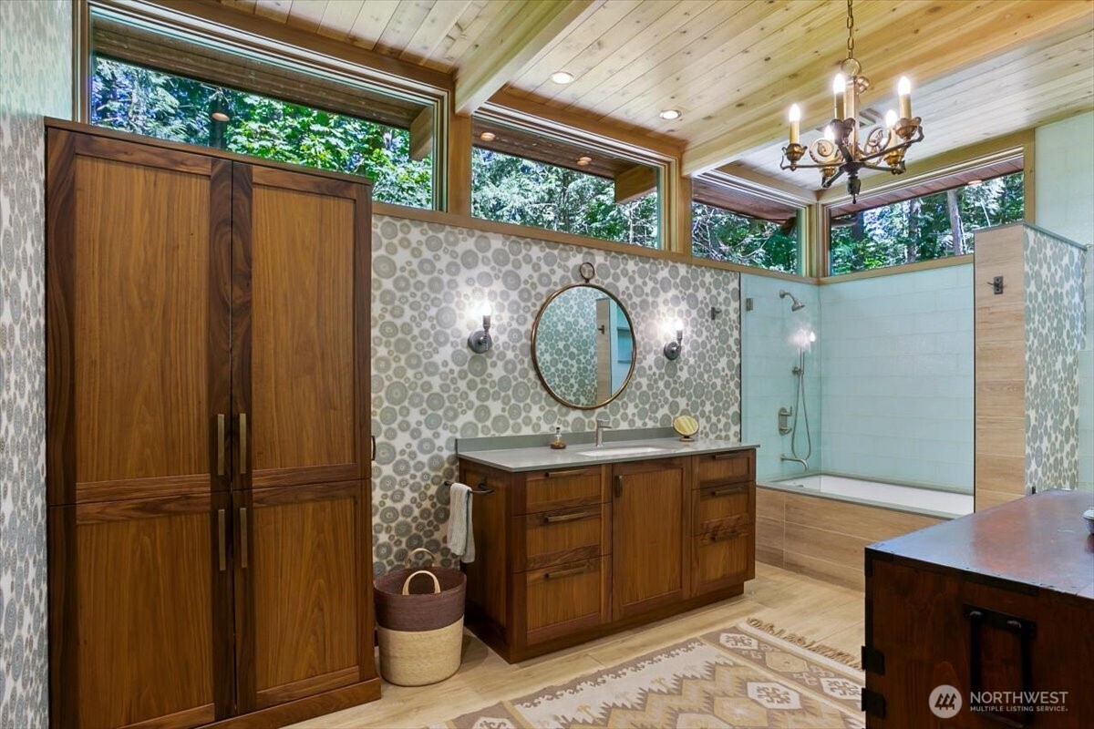 1103 E Ludlow Ridge Road Port Ludlow WA 98365